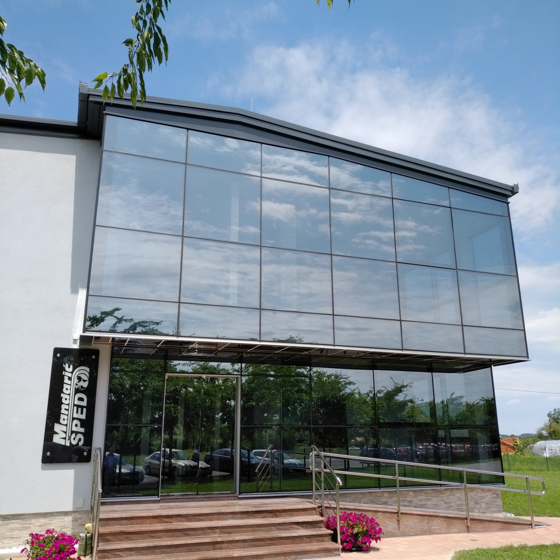 Mandarić Šped, Structural-Glazing-Fassade
